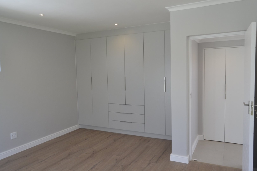 3 Bedroom Property for Sale in Croydon Gardens Estate Western Cape